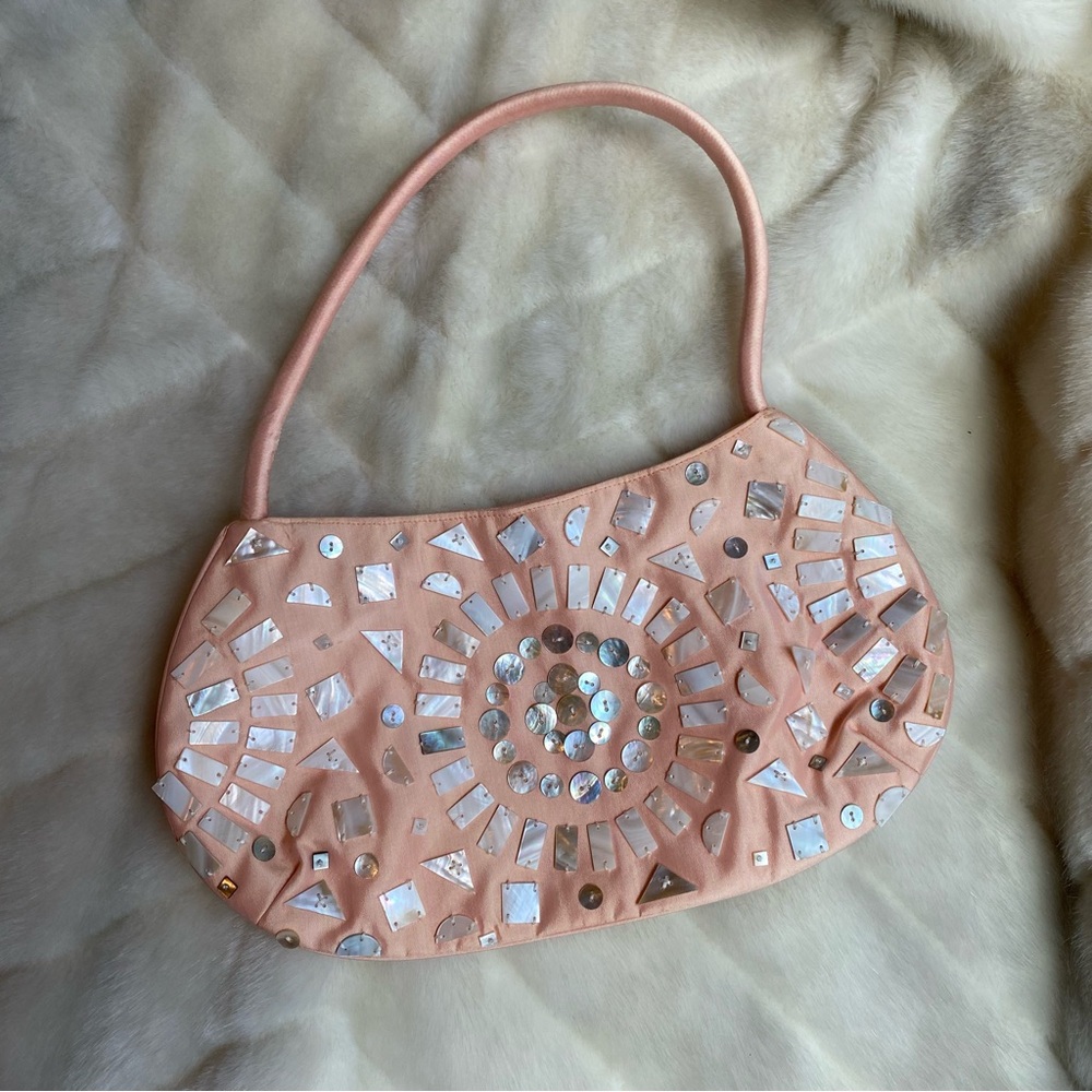 Craft link vintage 90’s metallic light pink mother of Pearl shell beaded bag